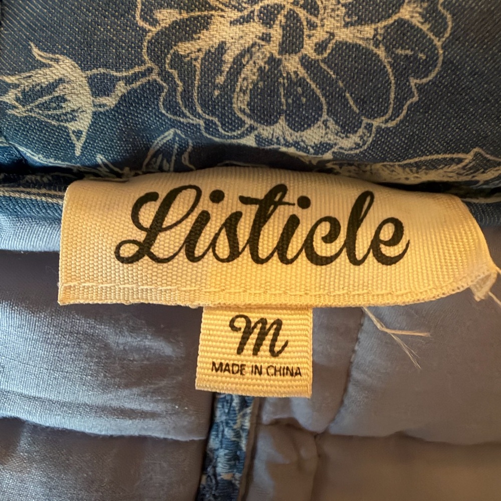 Listicle Floral Jacket - Picture 3 of 3